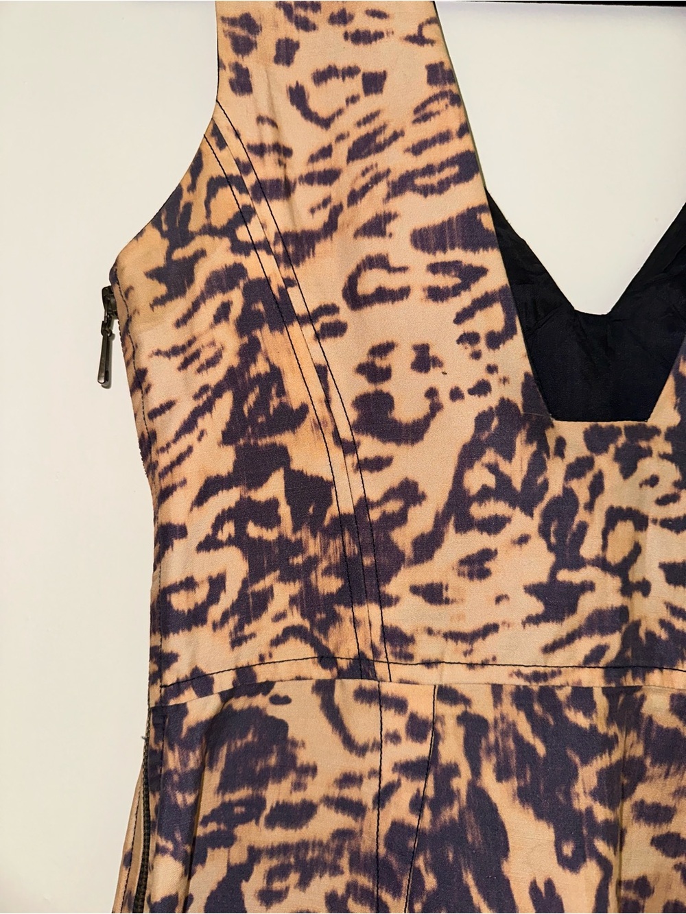 ANIMALE BRASIL Leopard Print V-Neck Bodycon Dress - Tan & Dark Brown M - Picture 10 of 15